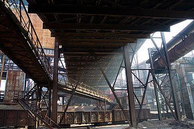 《灵魂面甲》官方宣布，游戏发布日期将提前至5月31日